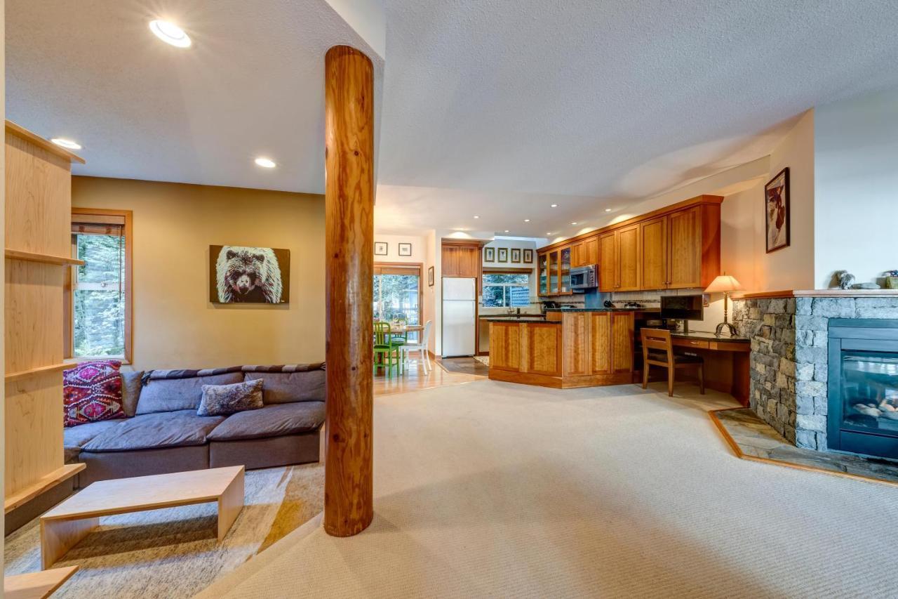 Snowy Creek 14 Villa วิสต์เลอร์ ภายนอก รูปภาพ