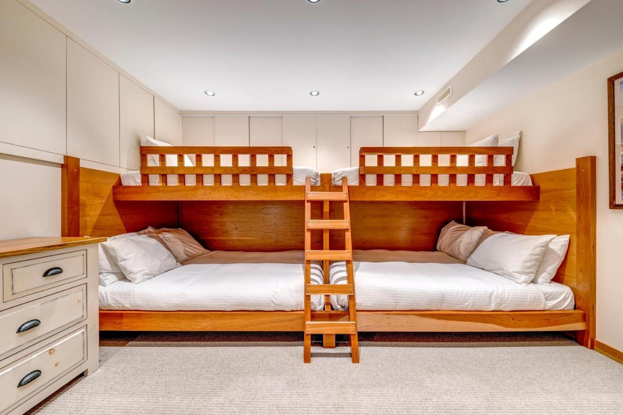 Snowy Creek 14 Villa วิสต์เลอร์ ภายนอก รูปภาพ